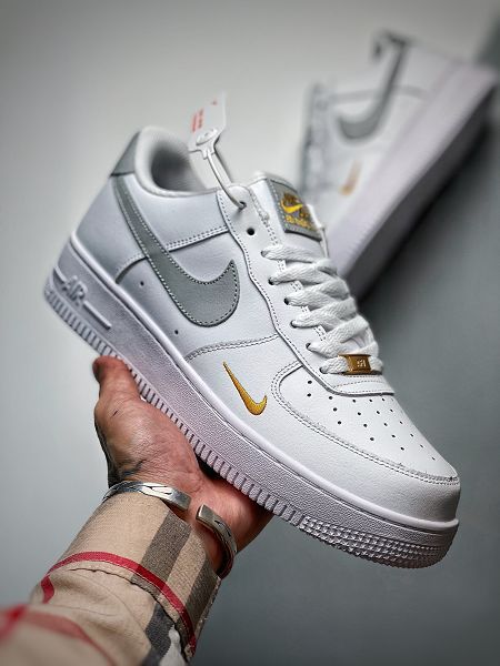 Nike Air Force 1 07 2021新款 空軍一號蜂窩氣墊板鞋