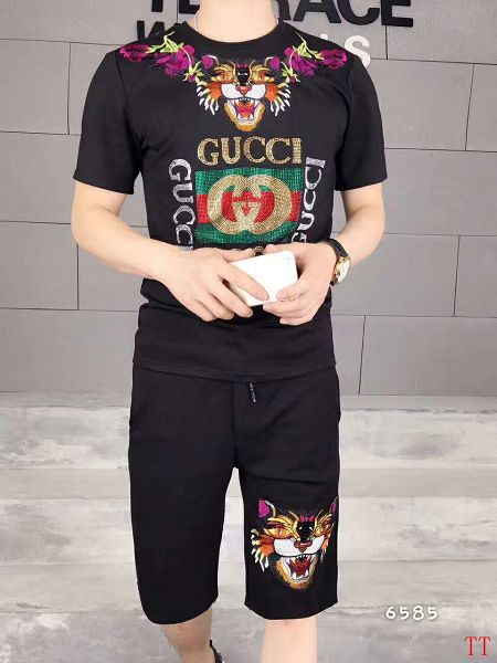 gucci 套装 2017年新款 双g经典时尚男生夏季短袖套装 黑色